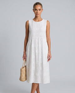Pia | Sleeveless Round Neck Midi Dress