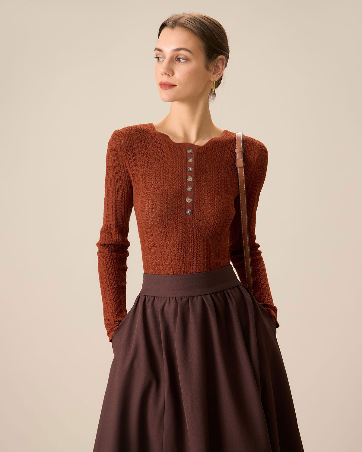 Vera | Round Neck Slim Knit Top