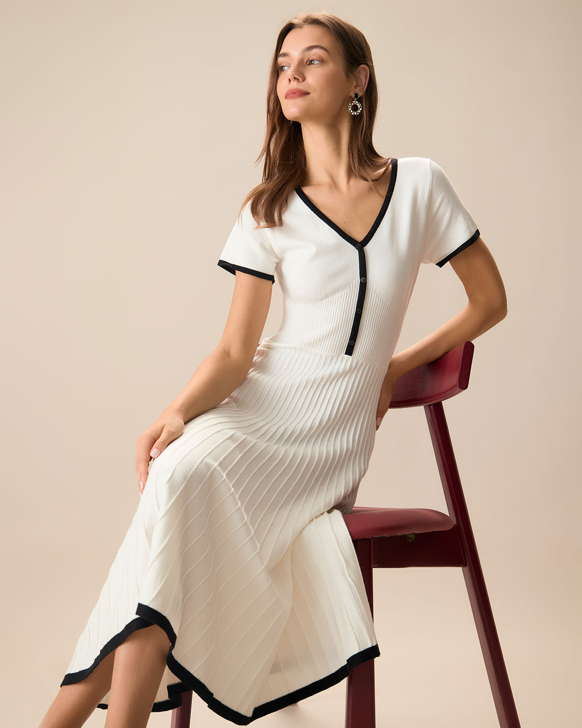 Mabel | Contrast Knit Sweater Midi Dress