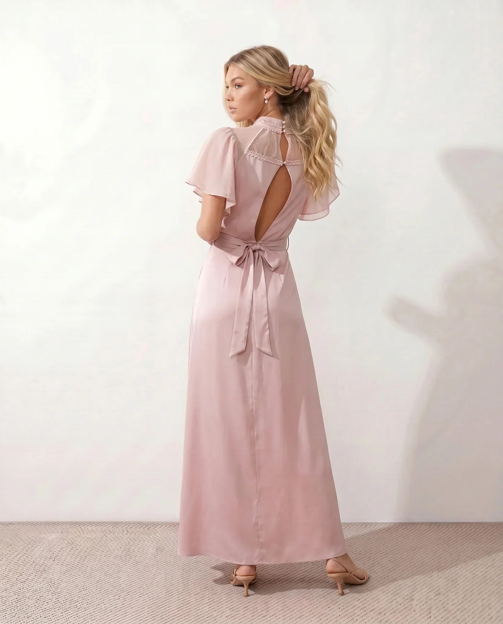 Ines | Open Back Glossy Satin-Look Maxi Dress