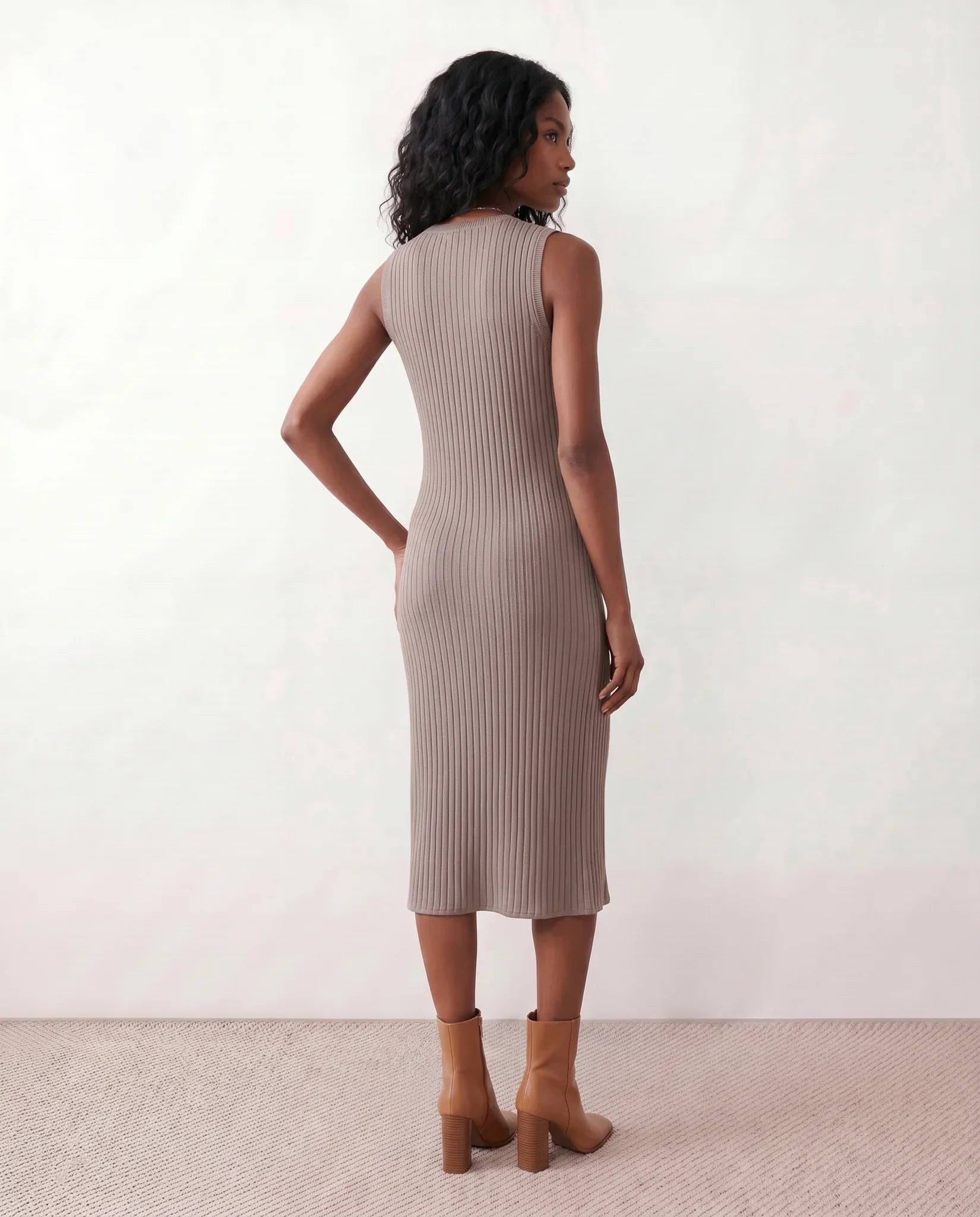 Raina | Ribbed Fitted Knit Midi Dress