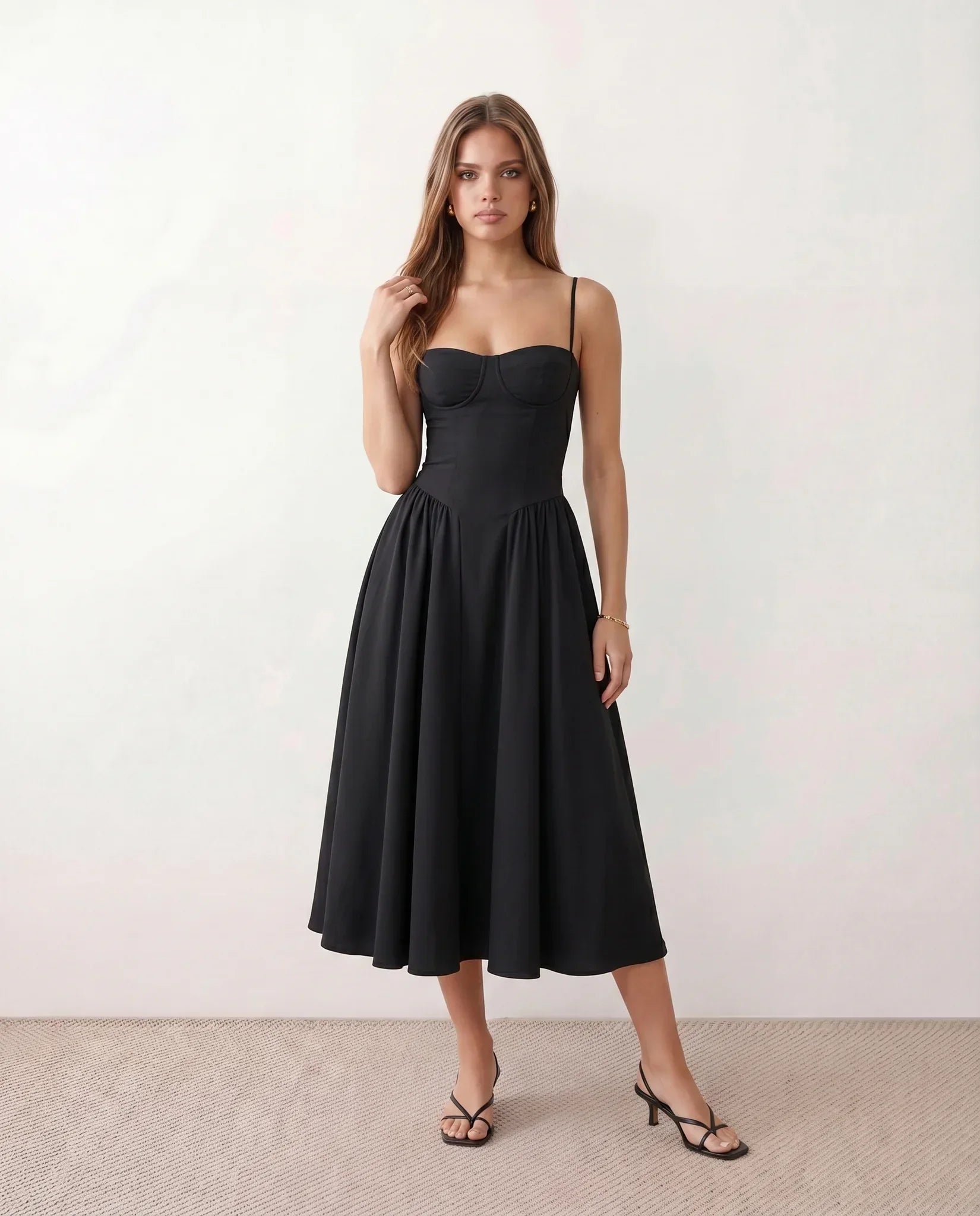 Willa | Spaghetti Strap Sweetheart Midi Dress