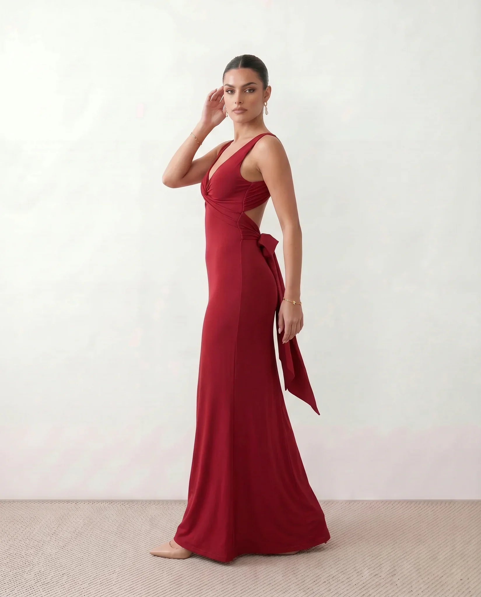 Vendula | Backless Bow Detail Maxi Dress