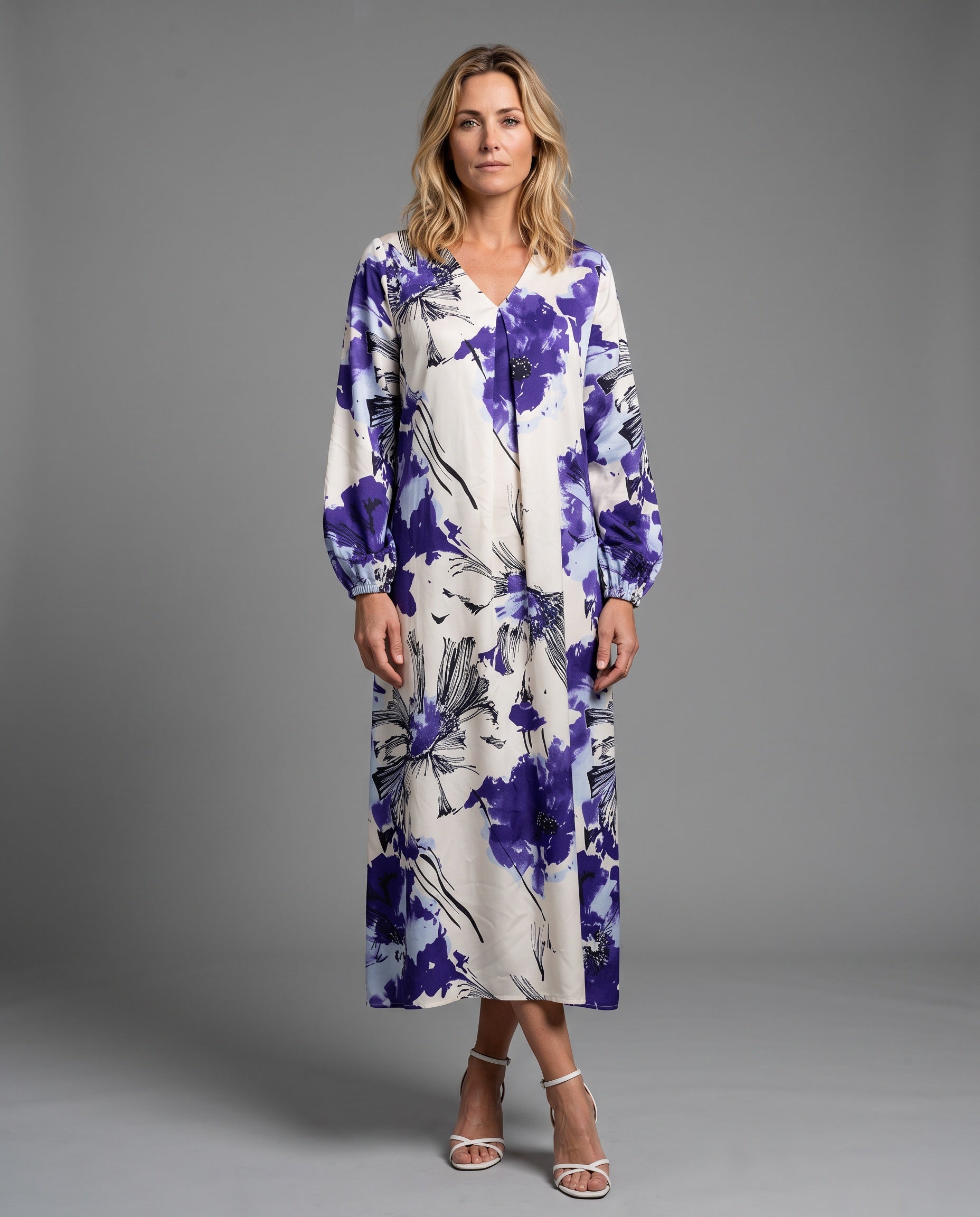 Lyra | V-Neck Elegant Maxi Dress
