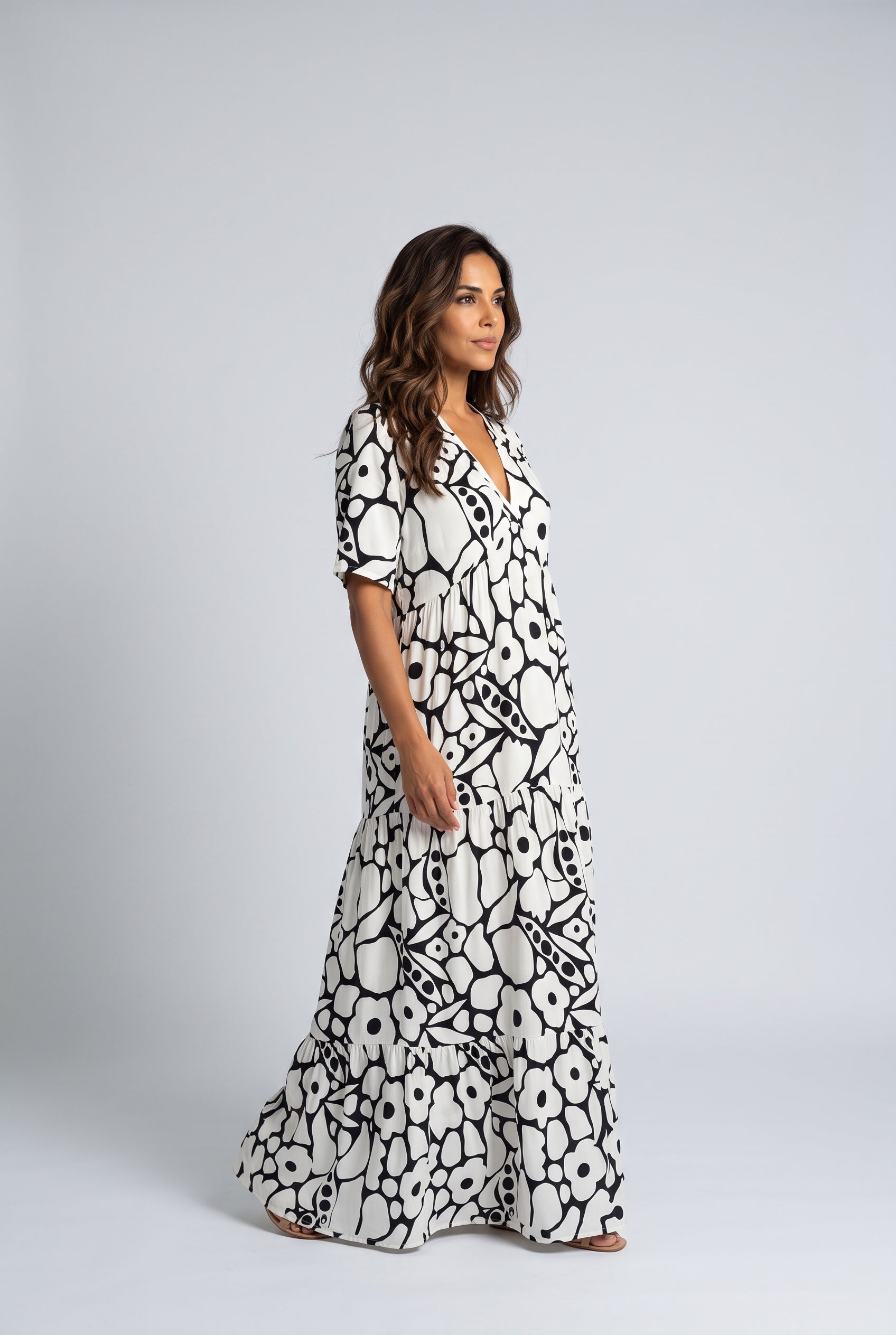 Nina | Abstract Print V-Neck Maxi Dress