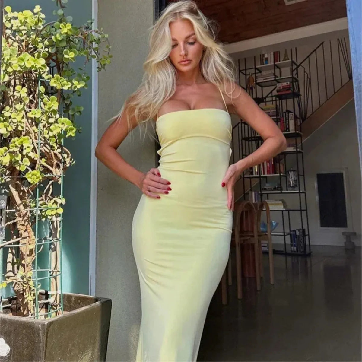 Soleil | Backless Bodycon Maxi