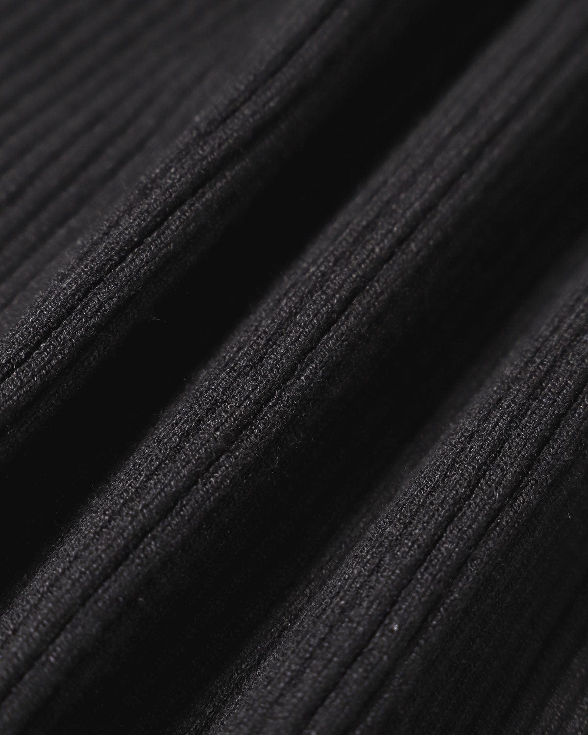 Isolde | Lapel Seam Colorblock Knit Top