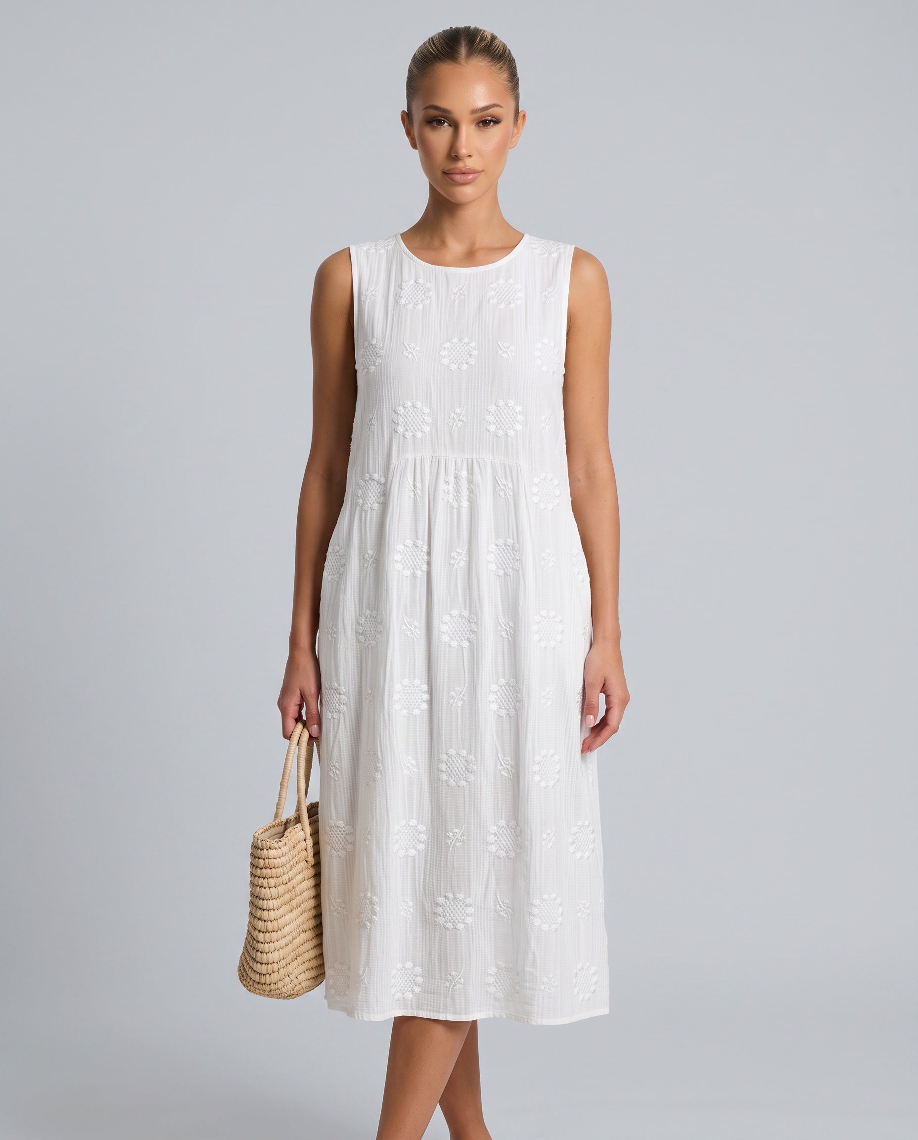 Pia | Sleeveless Round Neck Midi Dress