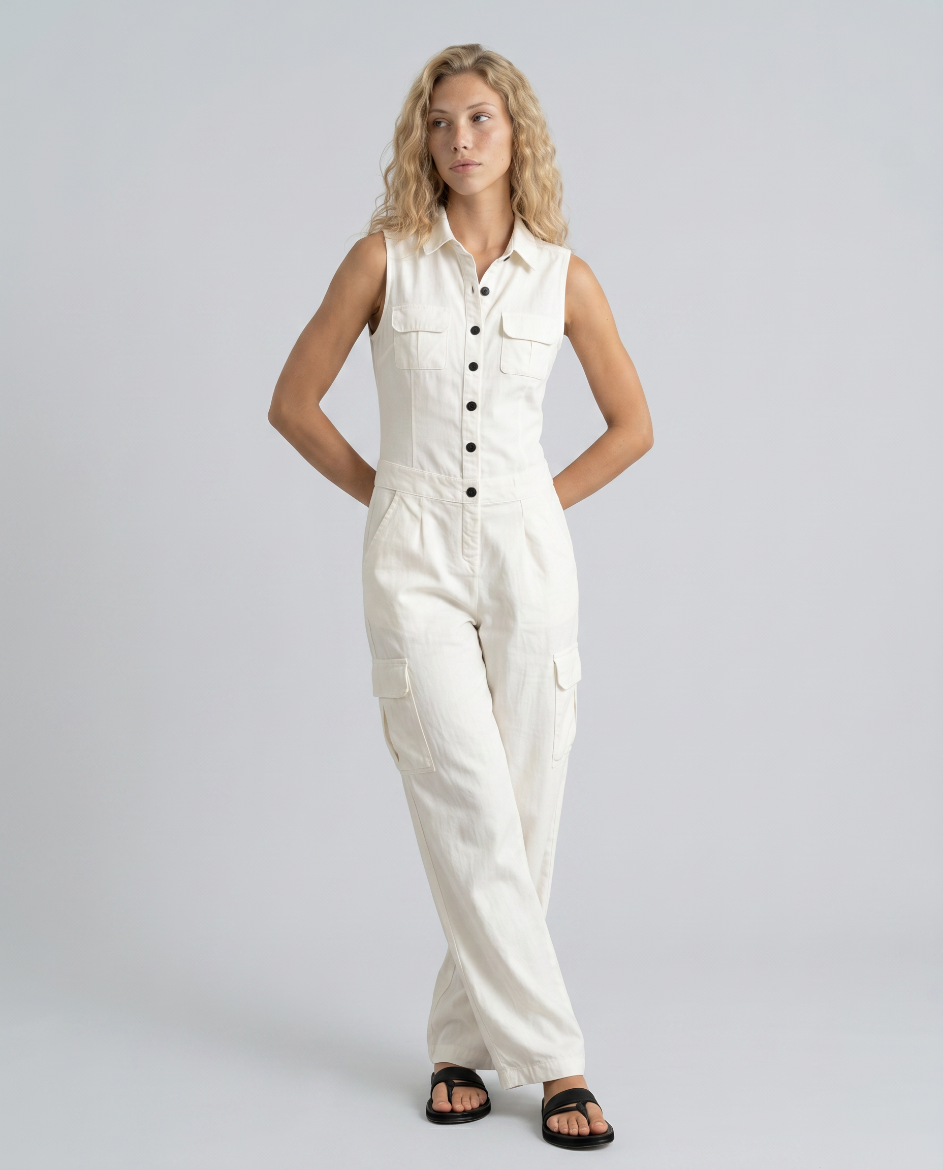 Fran | Sleeveless Single-Breasted Jumpsuit