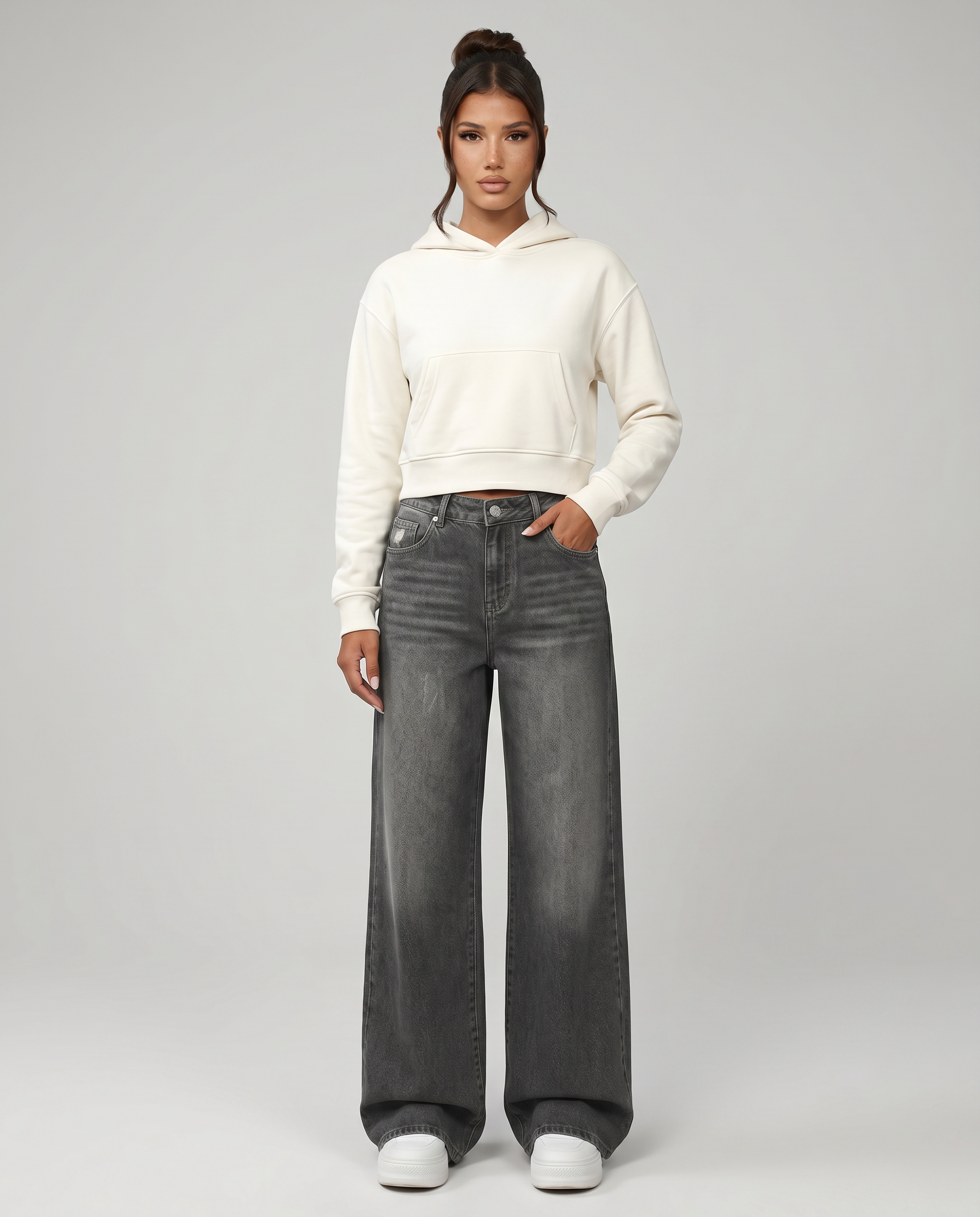 Tricia | Wide-Leg Jeans with Distressed Detail