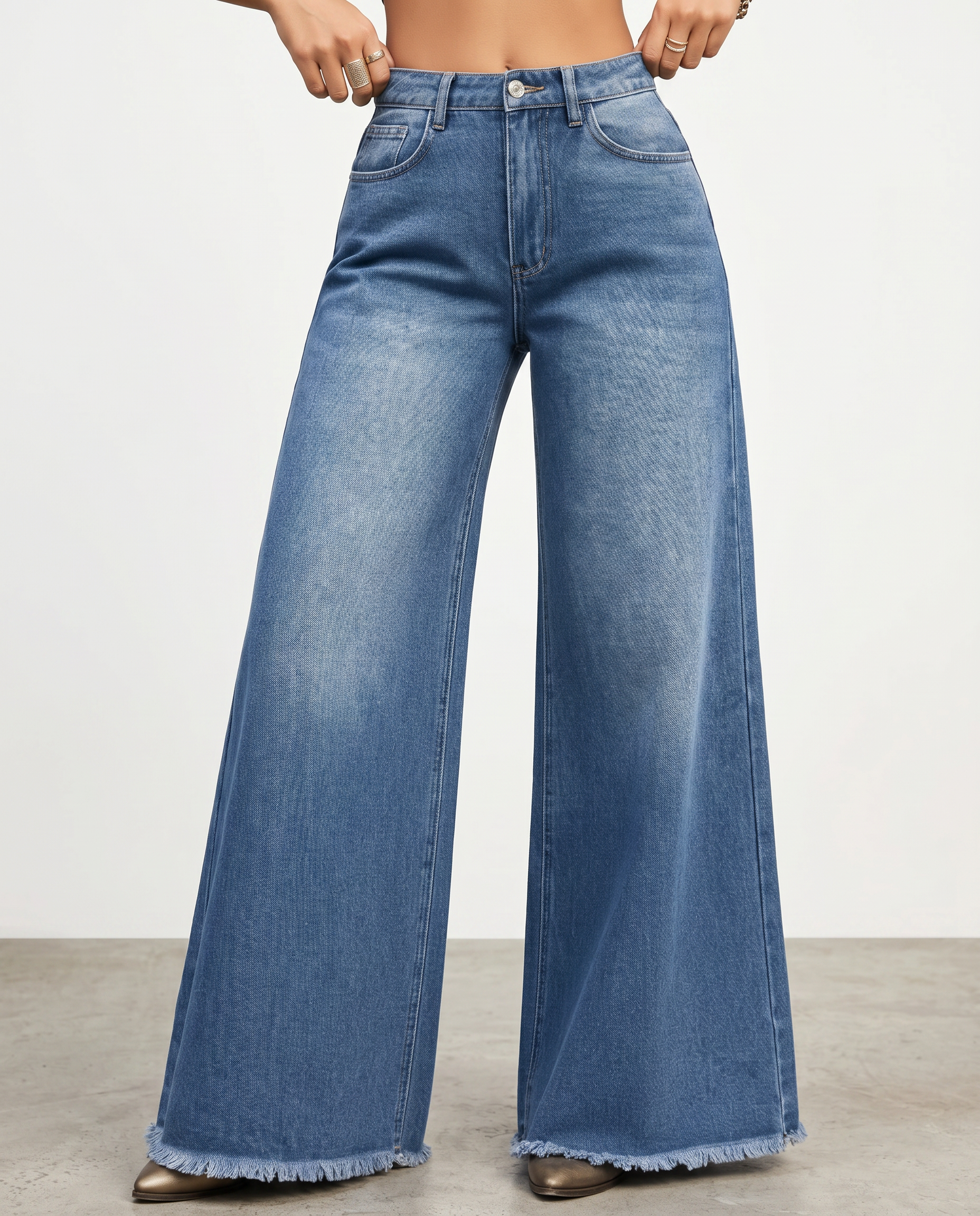 Kari | Wide-Leg Jeans with Frayed Hem