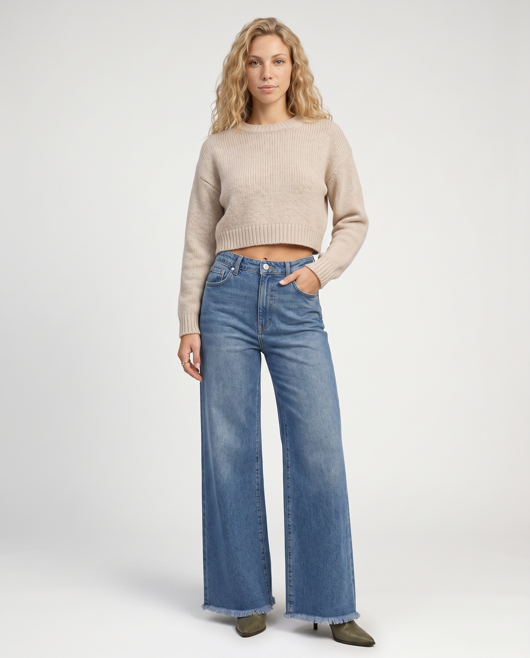 Kari | Wide-Leg Jeans with Frayed Hem