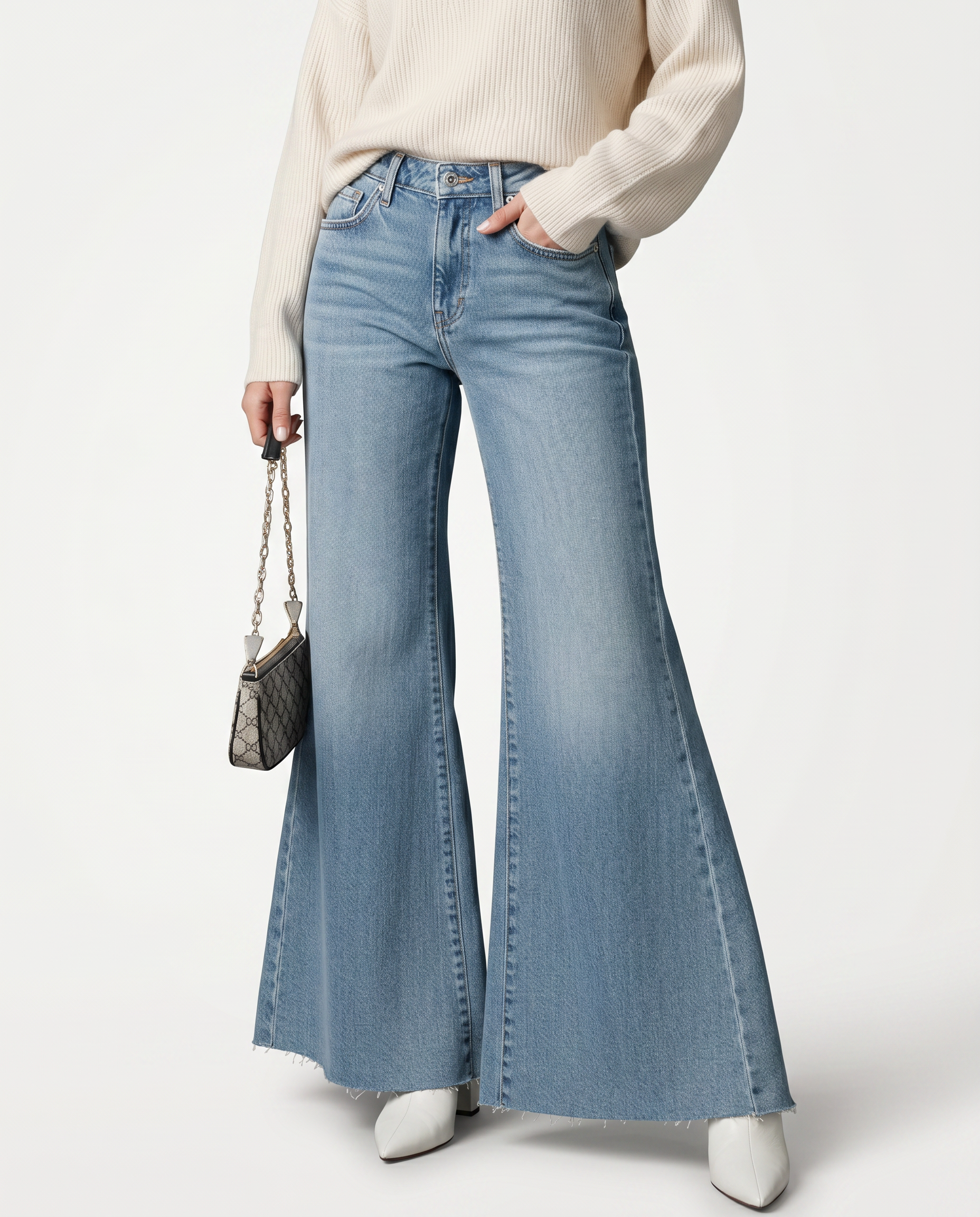 Alana | Flare Jeans with Washed Finish