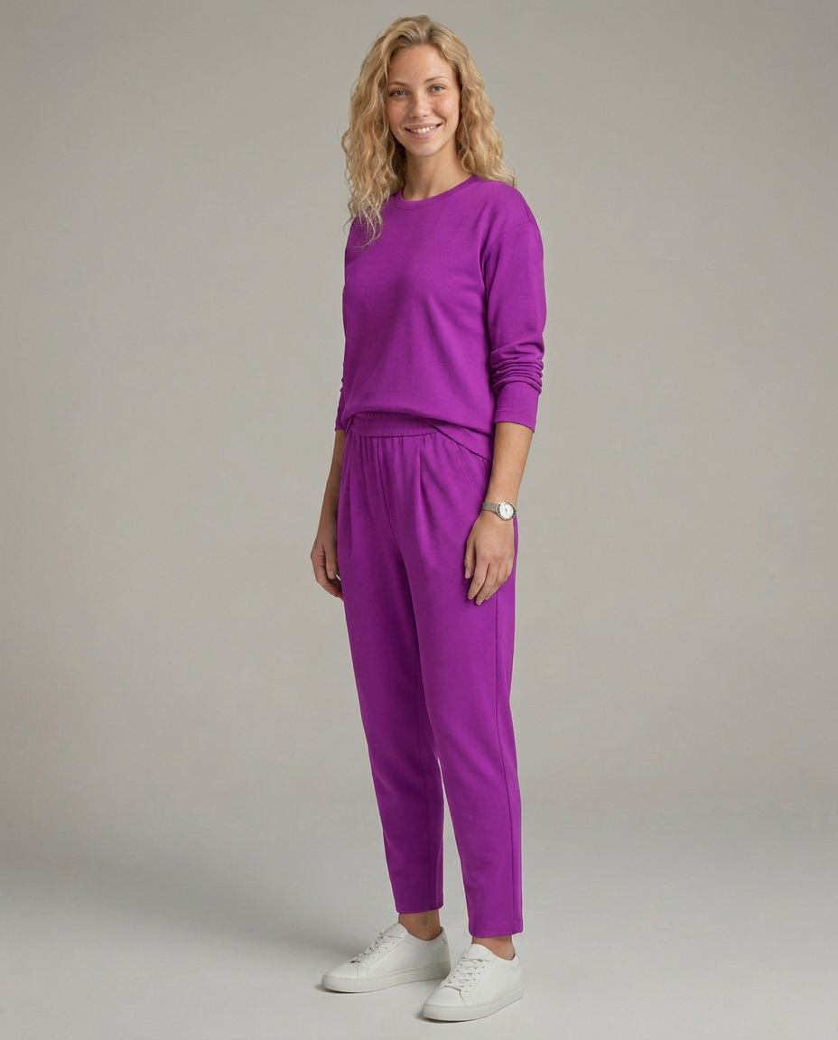 Vera | Two-Piece Set with Tapered Trousers