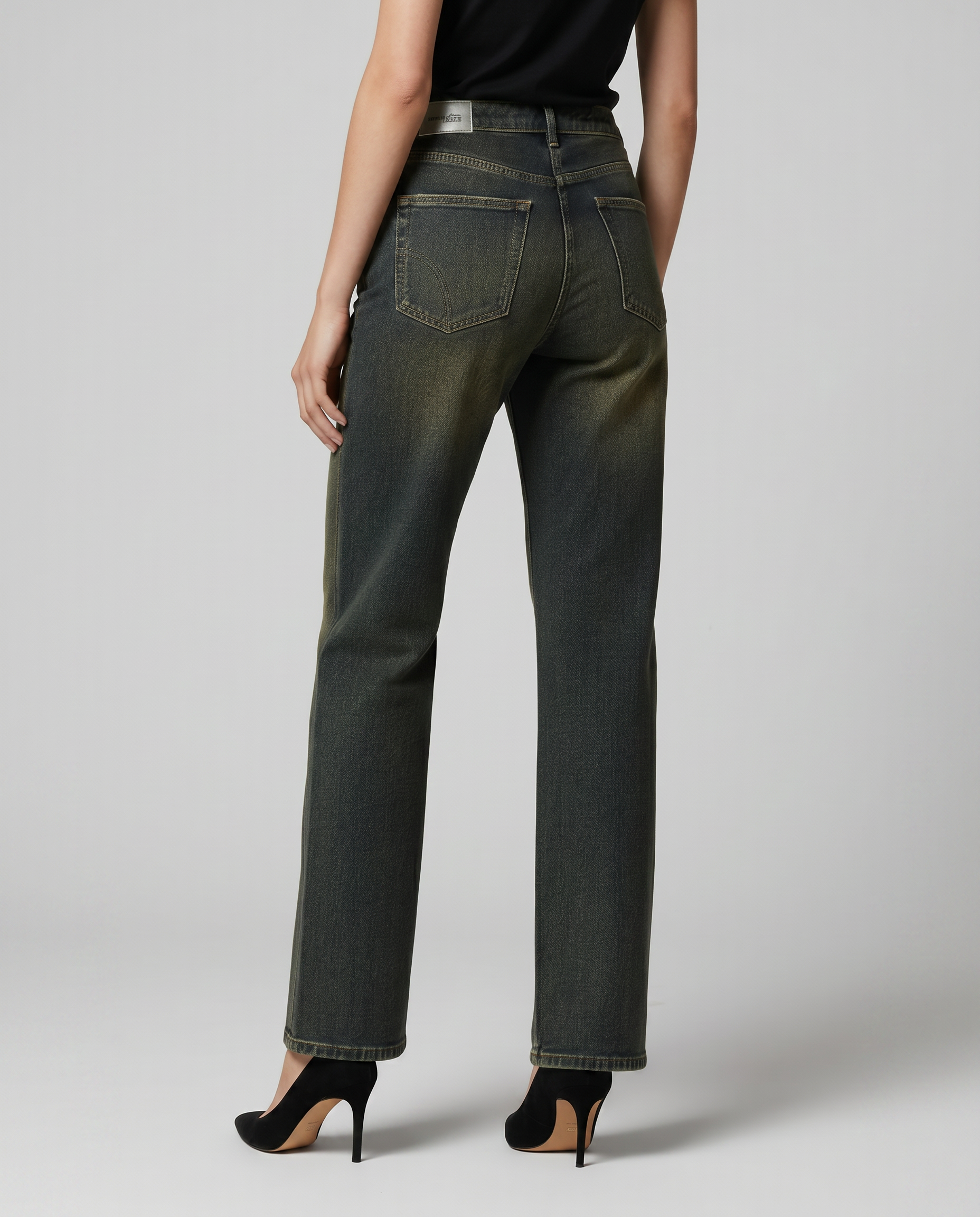 Mae | Straight-Leg Jeans with High Waist