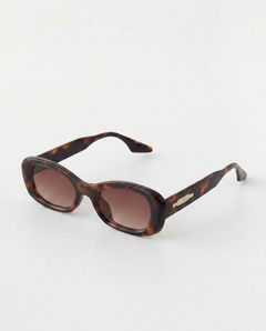 Kathleen | Oval Tort Sunglasses