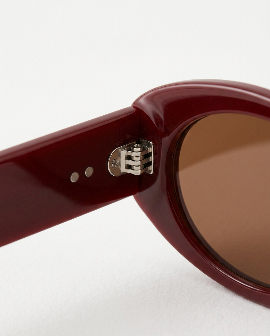 Aimee | Oval Frame Sunglasses with Tinted Lenses
