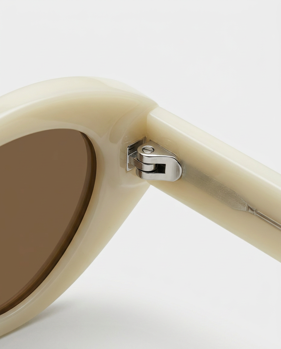 Kendra | Cat-Eye Sunglasses with Vintage Frame