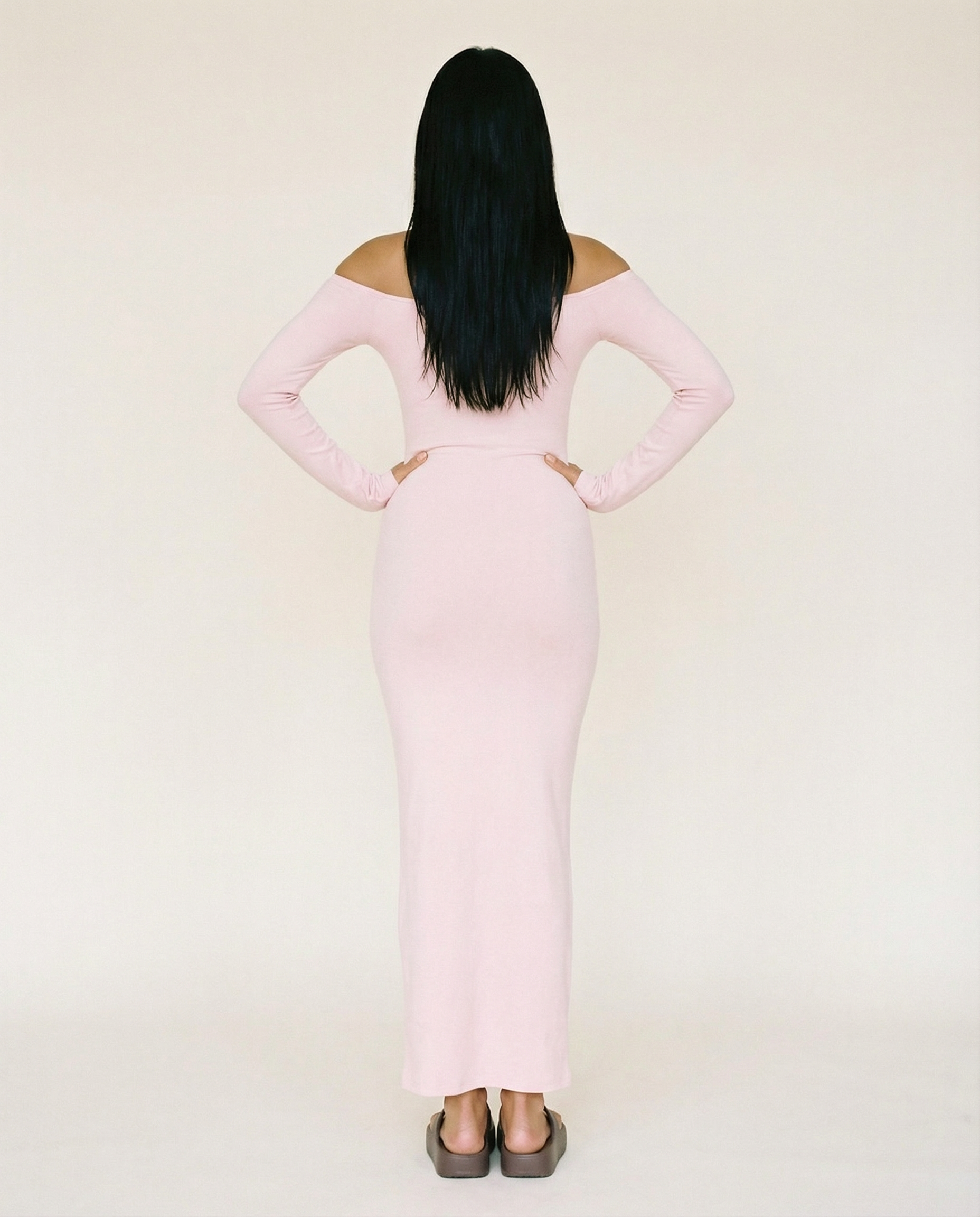 Robbie | Off Shoulder Maxi Dress with Long Sleeves