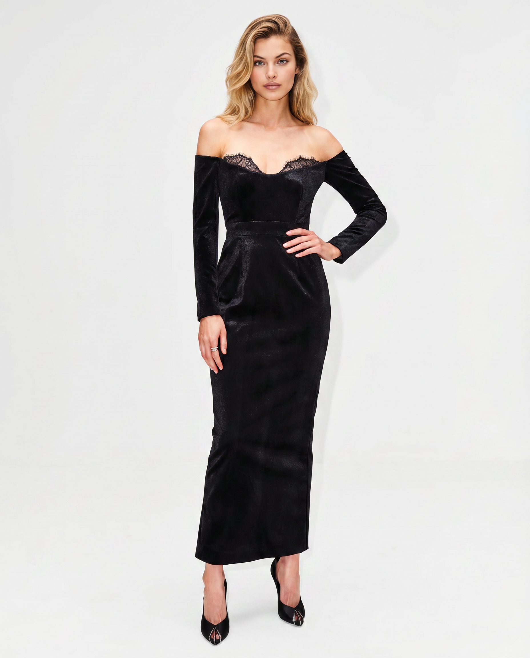 Campbell | Maxi Dress with Off-Shoulder Lace Neckline