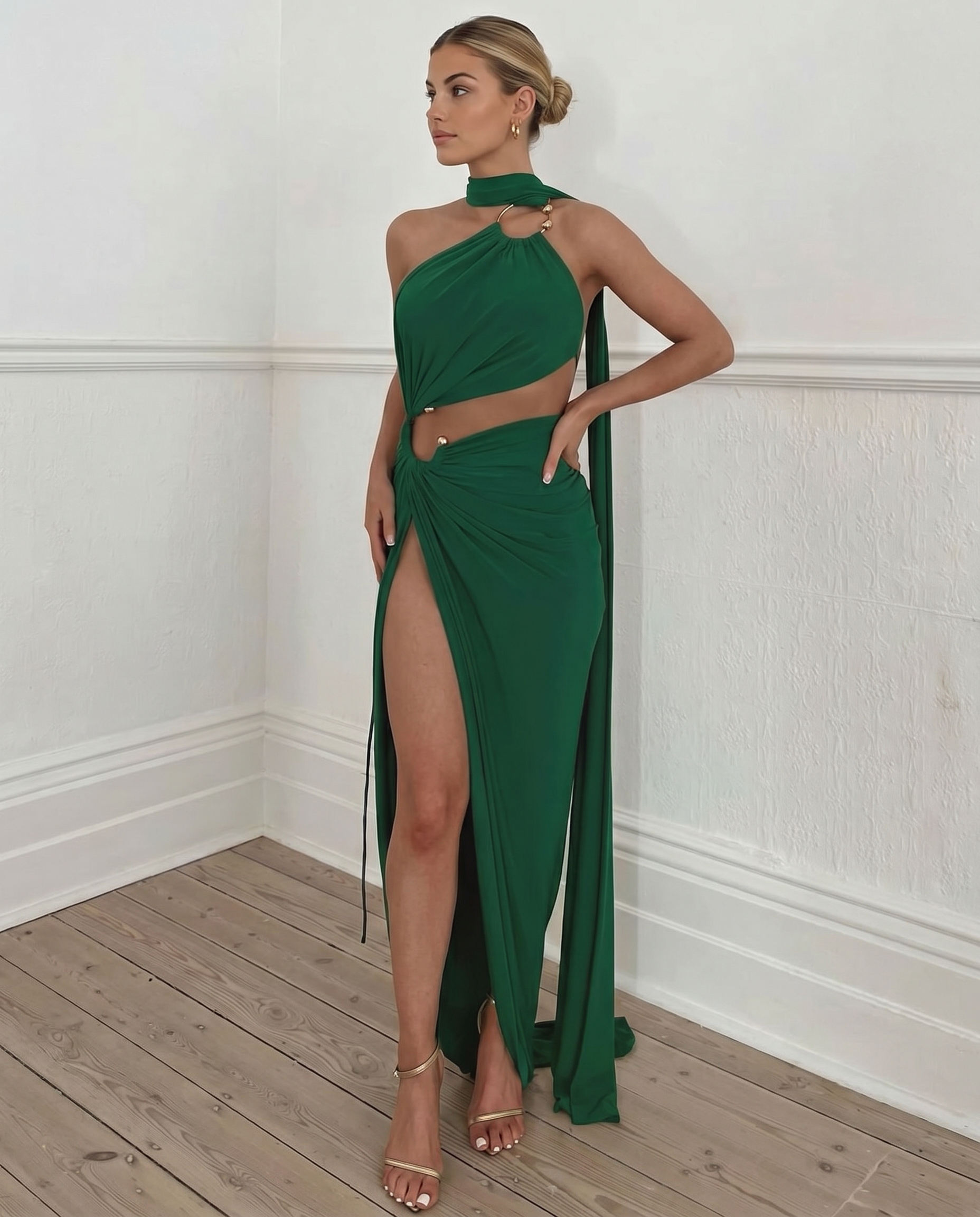 Jocelyn | Maxi Dress with Asymmetrical Cut-Out