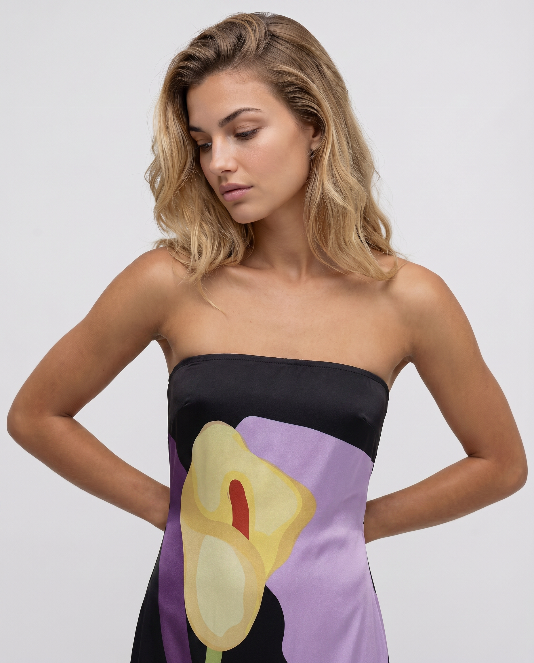 Tanya | Maxi Dress with Strapless Abstract Print