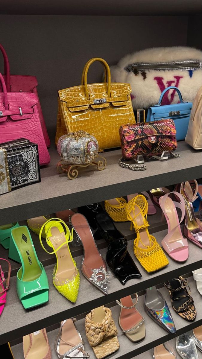 SHOES