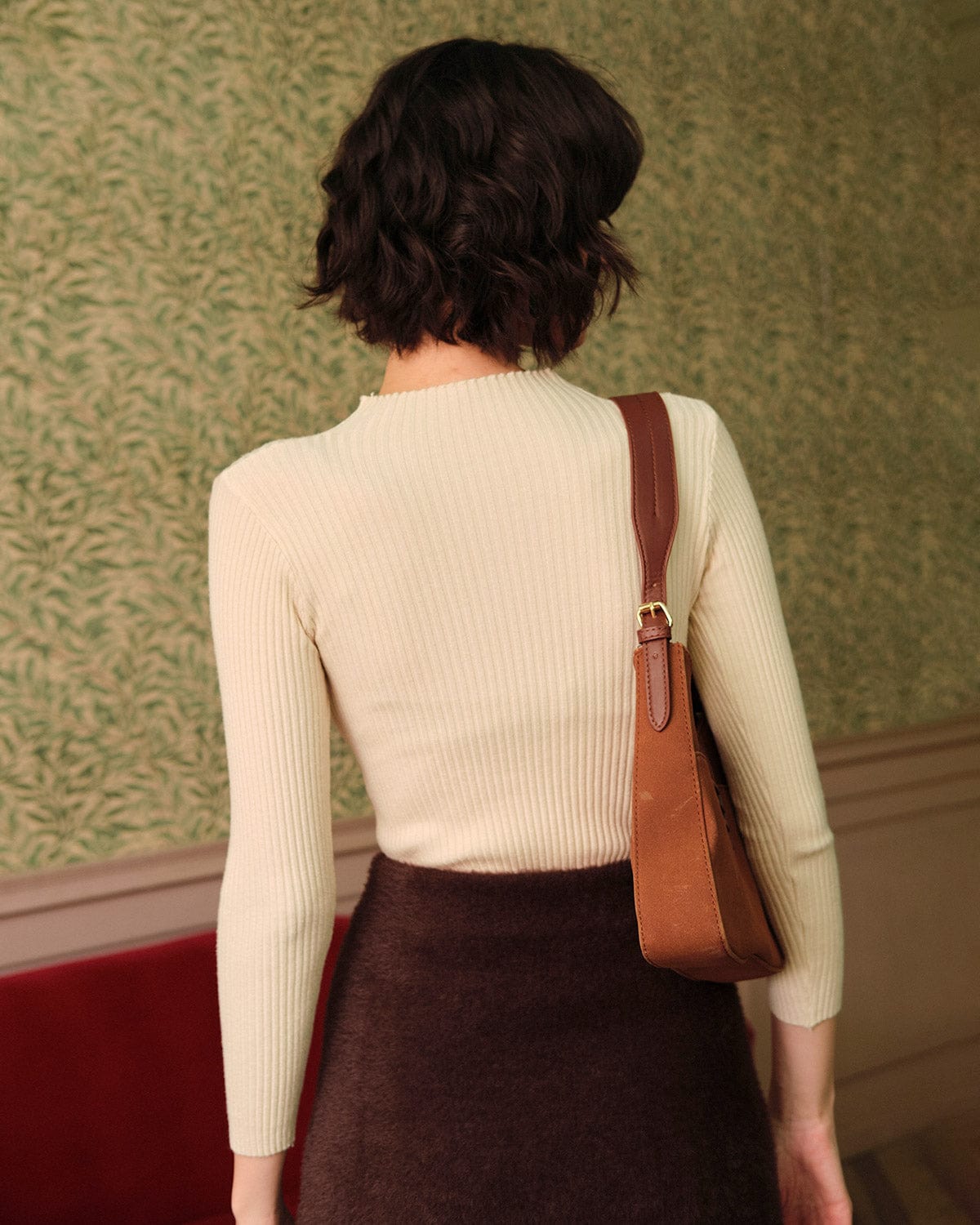 Una |  Round Neck Ribbed Knit Top