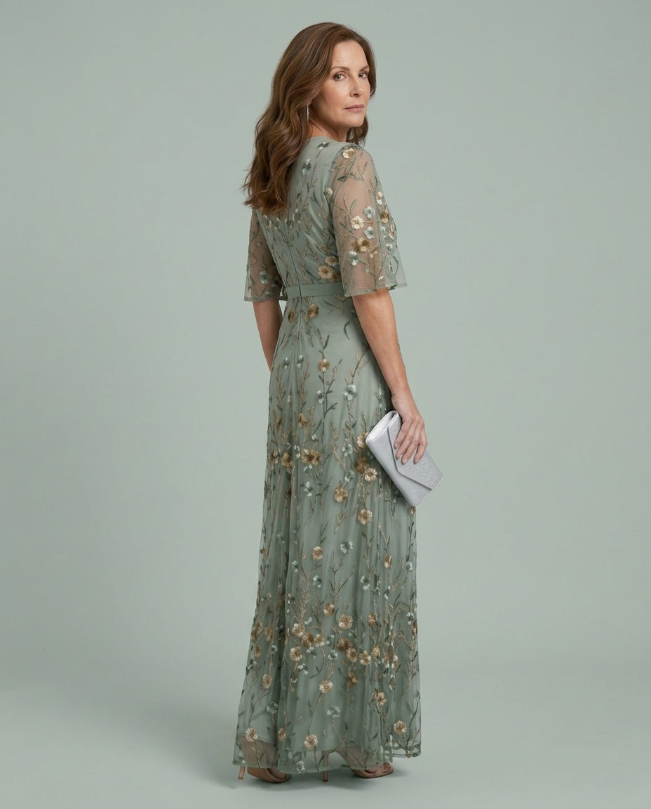 Selora | Halter Neck Floral Maxi Dress
