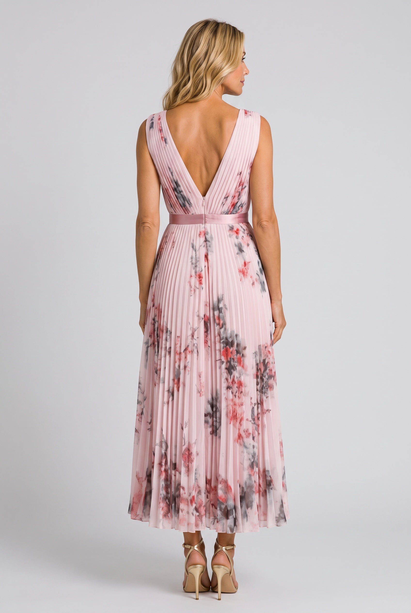 Ottilie | Pleated Sleeveless Maxi Dress