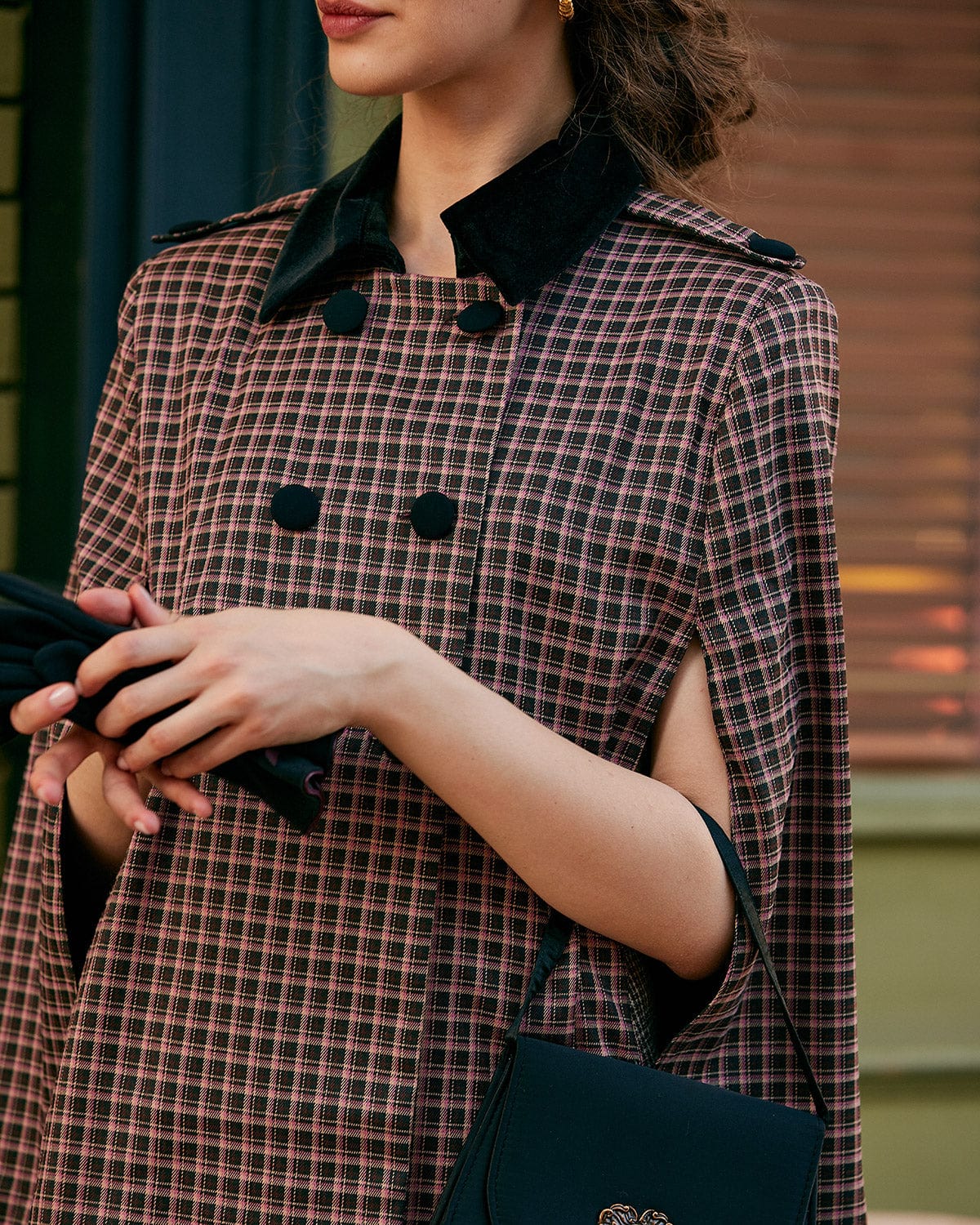 Vera | Double-Breasted Plaid Cape Coat