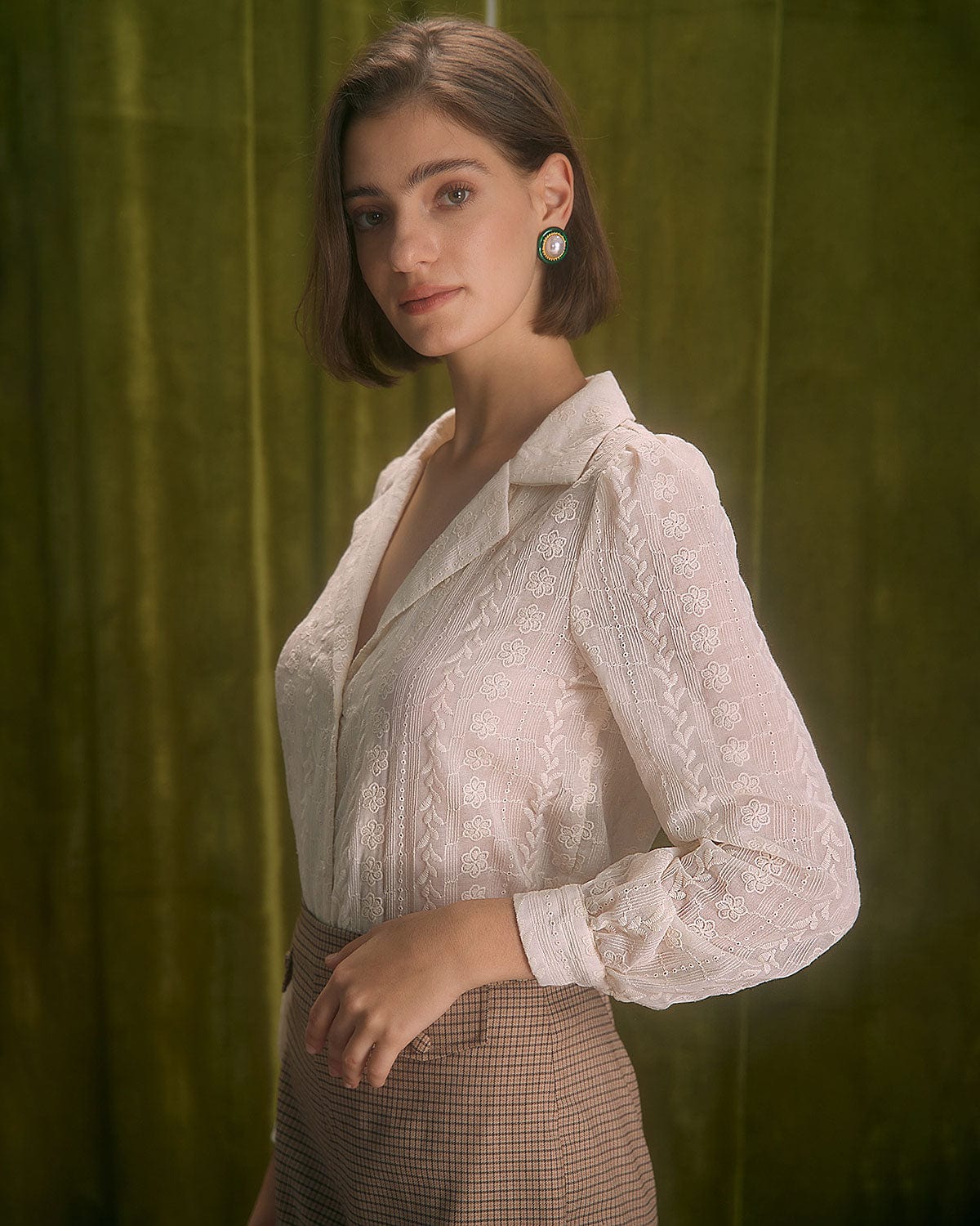 Lena | Lapel Floral Embroidery Blouse