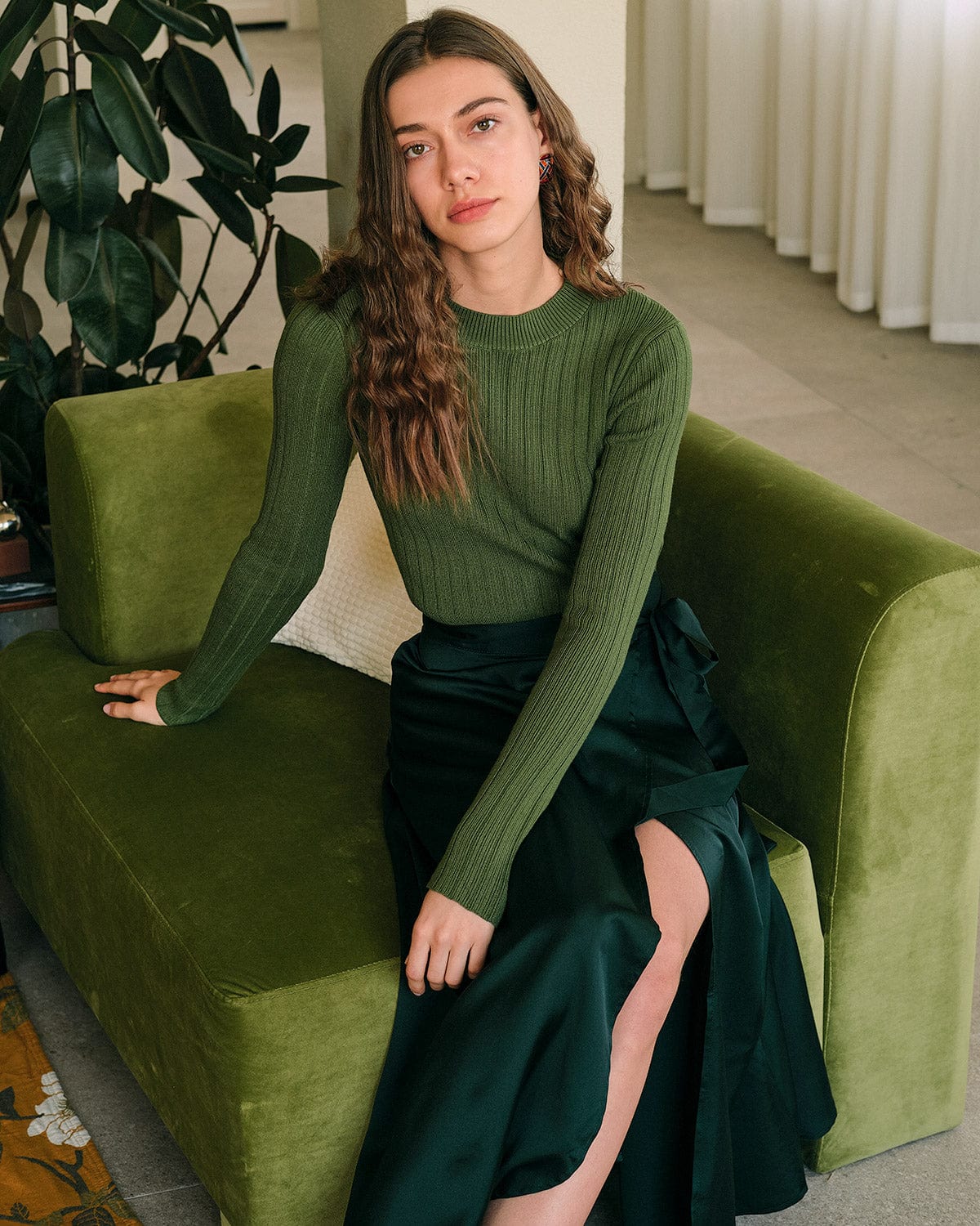 Priya | Round Neck Ribbed Knit Sweater