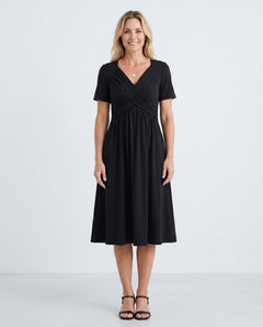 Noor | V-Neck Casual Midi Dress