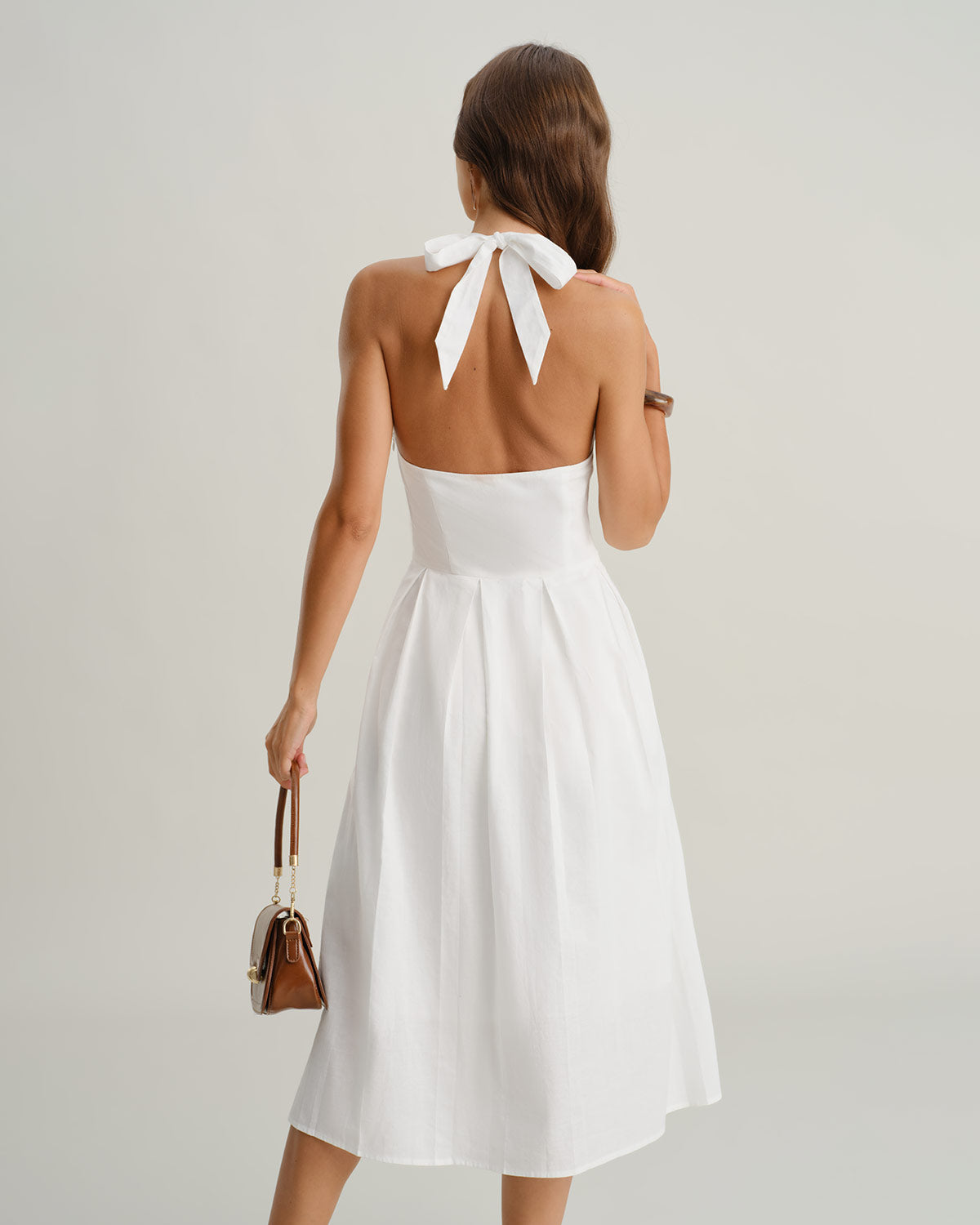 Neve | V-Neck Halter Sleeveless White Midi Dress